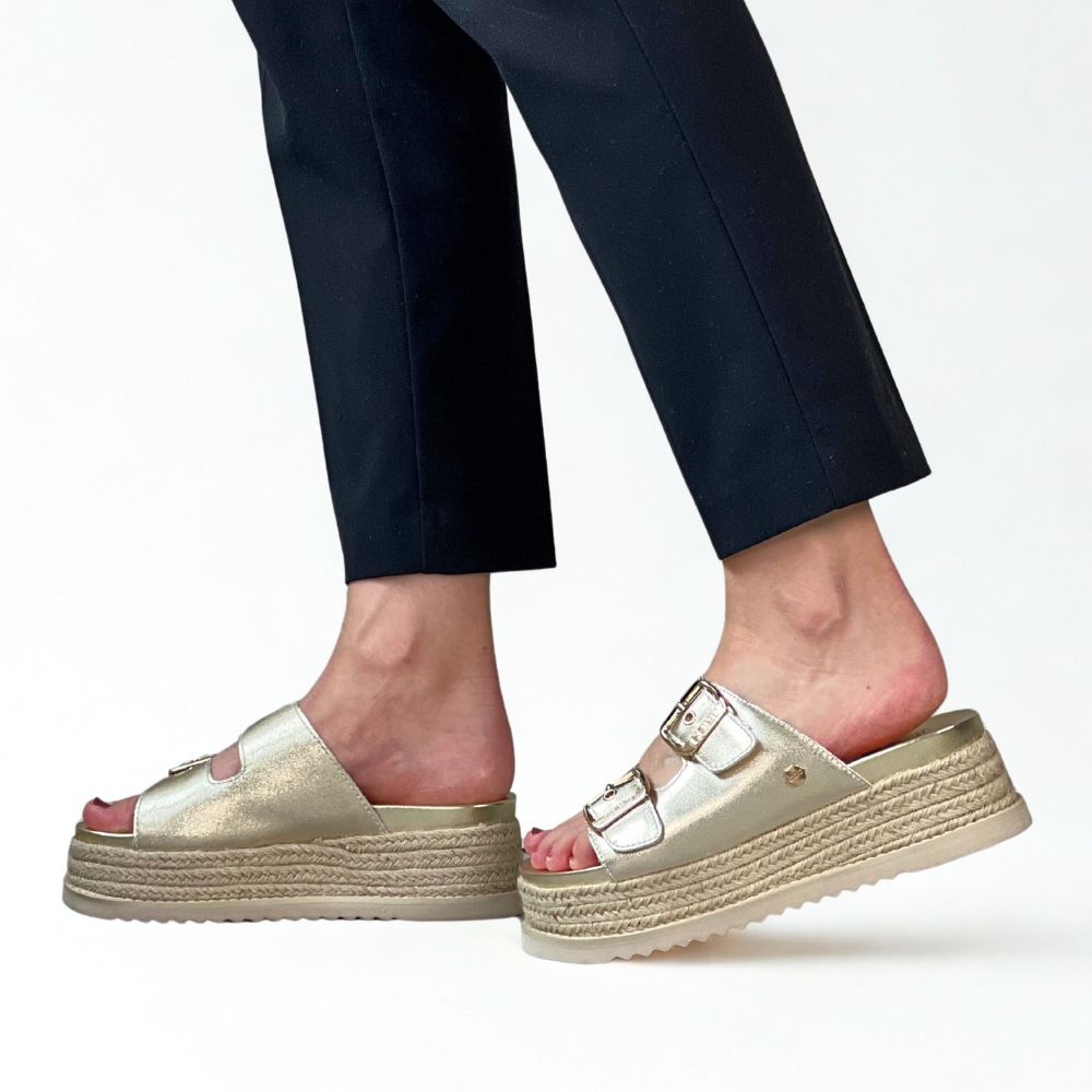 Chunky gullsandal