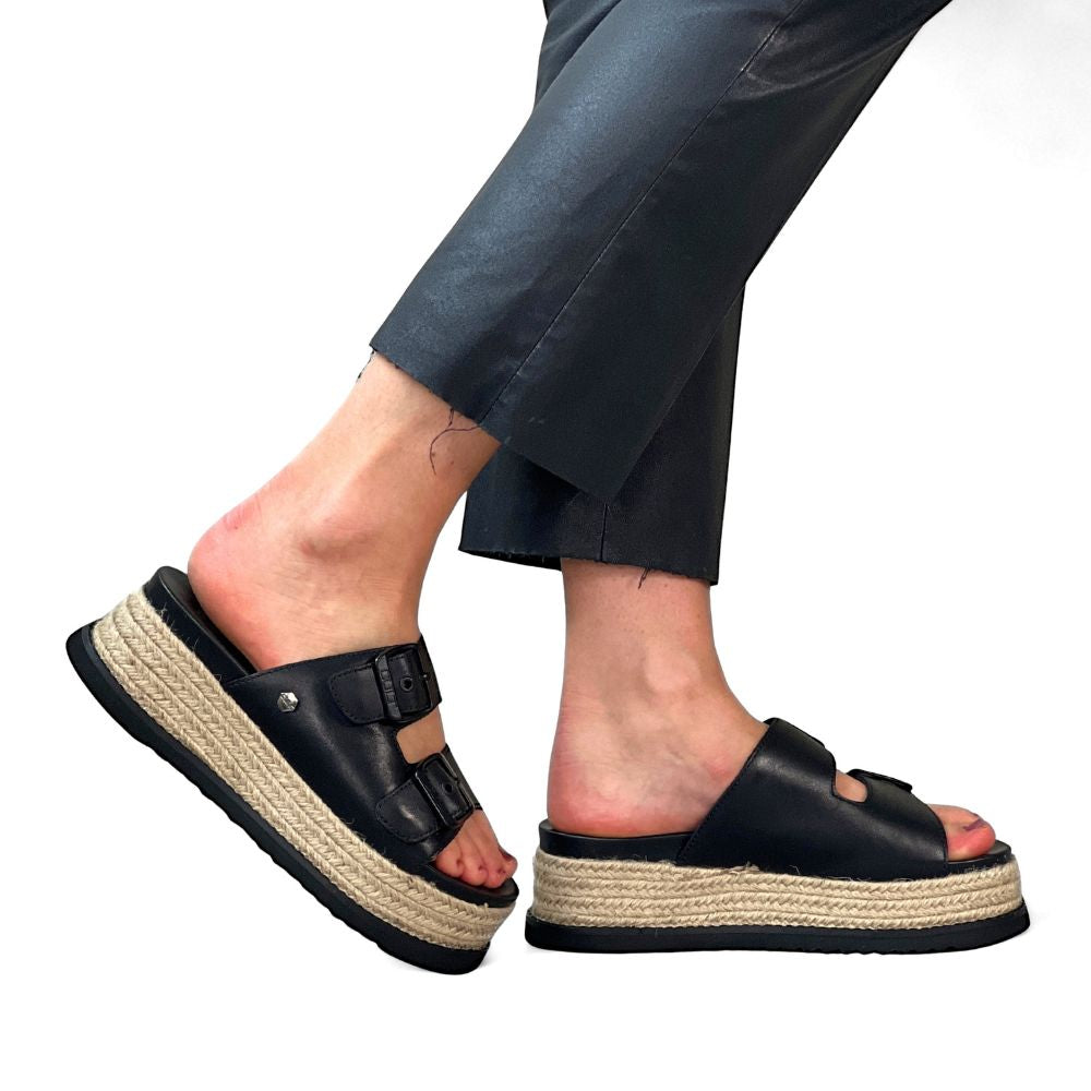 Svarte chunky sandaler til dame med platåsåle og justerbare spenner
