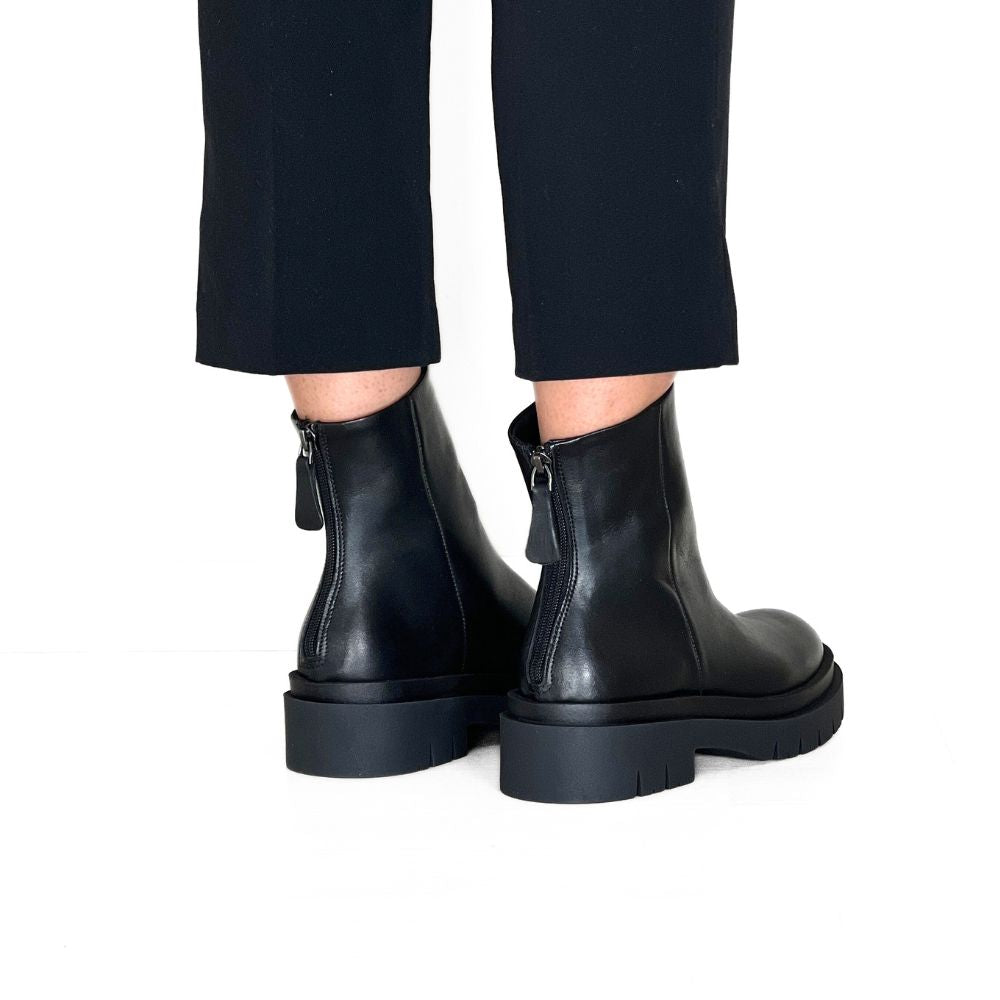 byPernille - Gia Boot Sort - bypernille.no