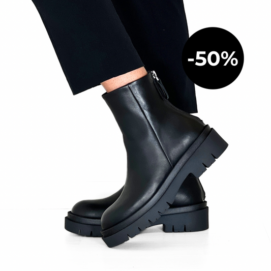 byPernille - Gia Boot Sort