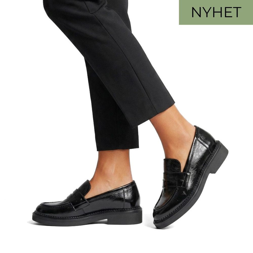 byPernille - Annette sort loafer i lakk
