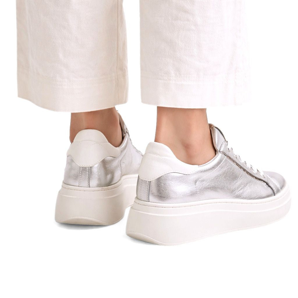 Sølv chunky sneakers til dame i skinn