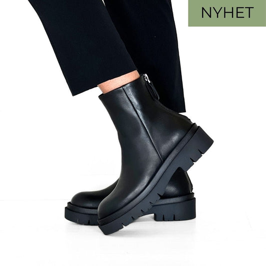 byPernille - Gia Boot Sort - bypernille.no